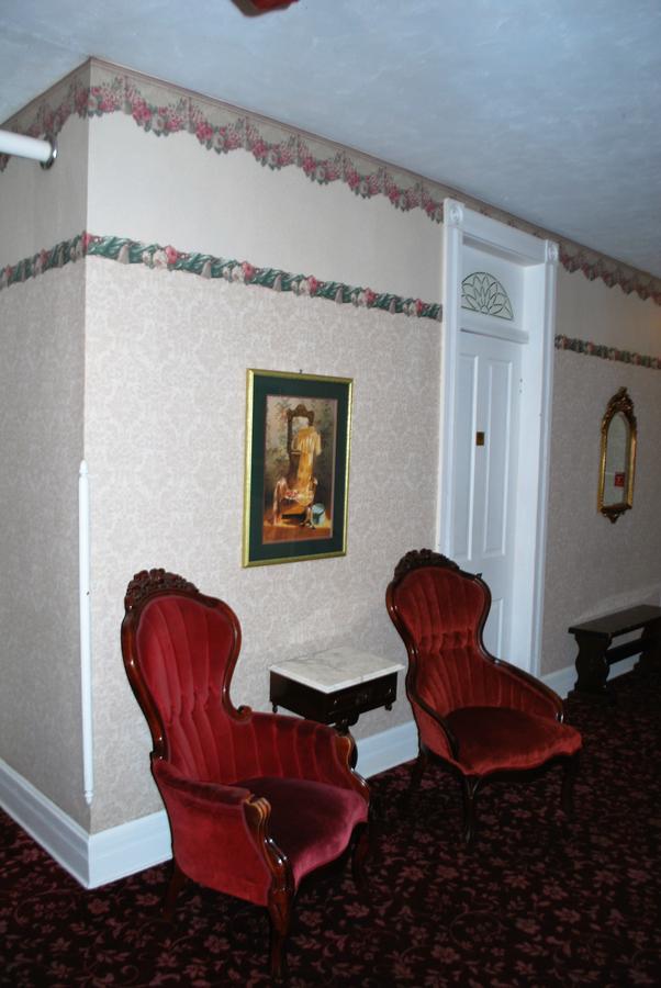The Historic Park Hotel Put-in-Bay Esterno foto