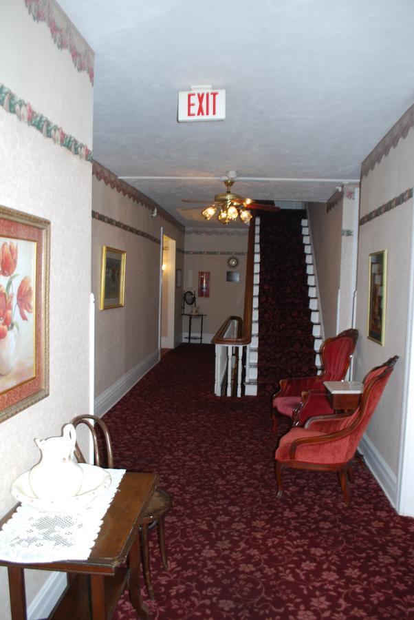 The Historic Park Hotel Put-in-Bay Esterno foto