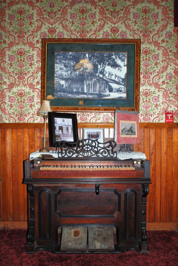 The Historic Park Hotel Put-in-Bay Esterno foto