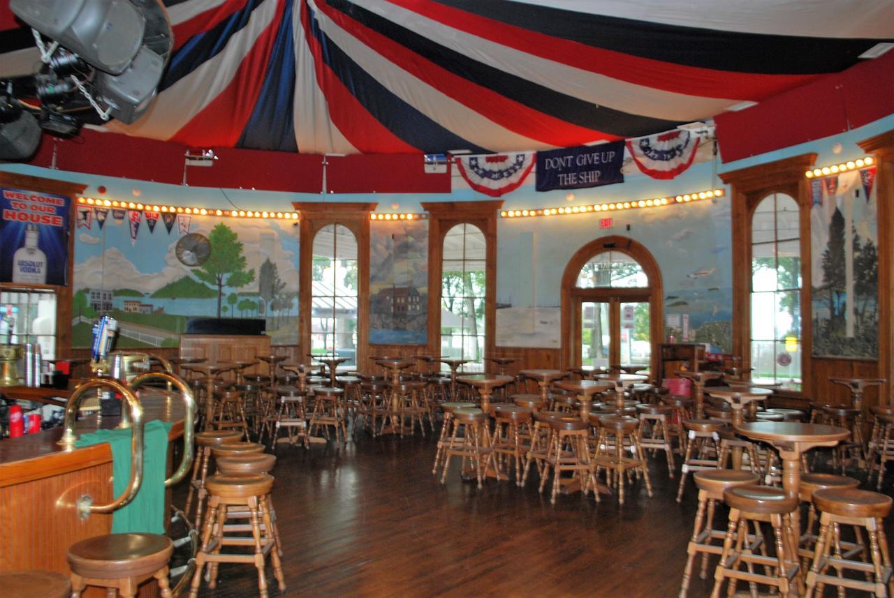 The Historic Park Hotel Put-in-Bay Esterno foto